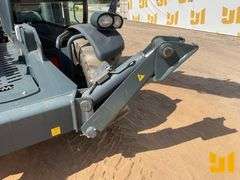 2023 MAGNI TH4 5.19 10000 LB TELESCOPIC FORKLIFT SN: 8361