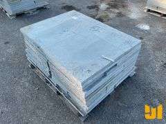 PALLET OF BLUE STONE PAVERS