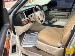 2003 LINCOLN NAVIGATOR VIN: 5LMFU27R33LJ02841 2WD