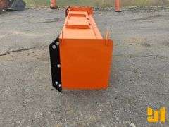 UNUSED KC 10' PUSHER W/ REPLACEABLE SHOES AND BLADE