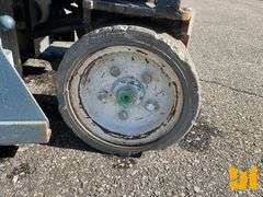 SKYJACK SJ-3219 19FT SCISSOR LIFT SN: 22046408