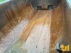 2007 PETERBILT 357 TRI-AXLE DUMP TRUCK VIN: 1XPADB0X07N698705