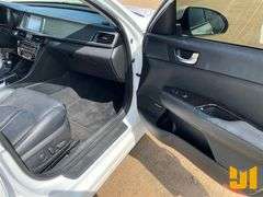 2017 KIA OPTIMA EX VIN: 5XXGU4L39HG134290 FWD