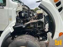 2001 STERLING TRUCK L7500 S/A VAC VIN: 2FZAA0AK51AF13774