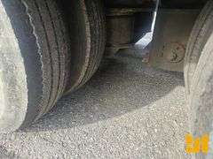 2000 WILSON TRAILER CO. WILSON TRAILER CO. FOLDING TAIL TRAILER VIN: 1W1AFK6B0YK231431