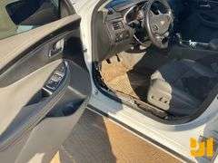 2017 CHEVROLET IMPALA LT VIN: 2G1105SA6H9102470