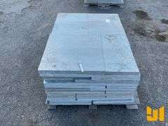 PALLET OF BLUE STONE PAVERS