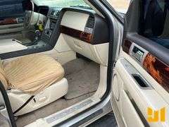 2003 LINCOLN NAVIGATOR VIN: 5LMFU27R33LJ02841 2WD