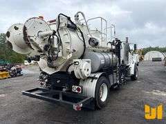 2001 STERLING TRUCK L7500 S/A VAC VIN: 2FZAA0AK51AF13774