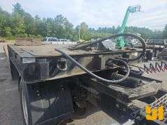 2000 WILSON TRAILER CO. WILSON TRAILER CO. FOLDING TAIL TRAILER VIN: 1W1AFK6B0YK231431