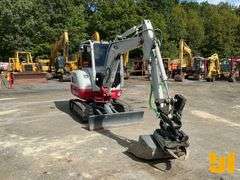 2022 TAKEUCHI TB235-2 HYDRAULIC EXCAVATOR SN: 123601670