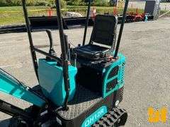 2024 AGT QH12R MINI EXCAVATOR SN: H12R2024052600006