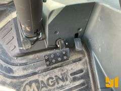 2023 MAGNI TH4 5.19 10000 LB TELESCOPIC FORKLIFT SN: 8361