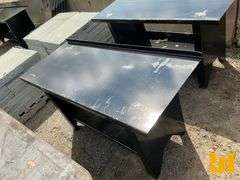 UNUSED KC 60" WORK BENCH