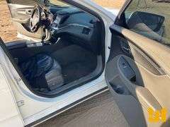 2017 CHEVROLET IMPALA LT VIN: 2G1105SA6H9102470