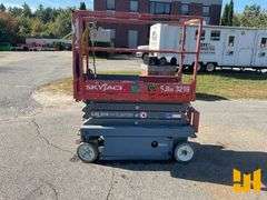 SKYJACK SJ-3219 19FT SCISSOR LIFT SN: 22046408