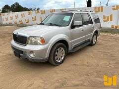 2003 LINCOLN NAVIGATOR VIN: 5LMFU27R33LJ02841 2WD