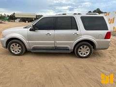 2003 LINCOLN NAVIGATOR VIN: 5LMFU27R33LJ02841 2WD