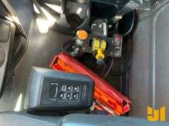 2017 INTERNATIONAL HX615 TRI-AXLE DUMP TRUCK VIN: 3HTDSSNTXHN657713