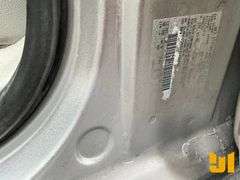 2004 LINCOLN NAVIGATOR VIN: 5LMFU28R14LJ28905 AWD