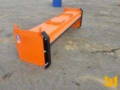 UNUSED KC 10' PUSHER W/ REPLACEABLE SHOES AND BLADE