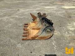 2022 TAKEUCHI TB235-2 HYDRAULIC EXCAVATOR SN: 123601670