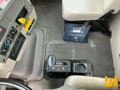 2001 STERLING TRUCK L7500 S/A VAC VIN: 2FZAA0AK51AF13774