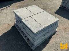 PALLET OF BLUE STONE PAVERS