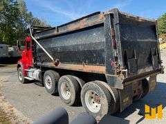 2017 INTERNATIONAL HX615 TRI-AXLE DUMP TRUCK VIN: 3HTDSSNTXHN657713