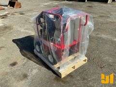 UNUSED 2025 EASY-KLEEN MAGNUM GOLD 4000 SERIES PRESSURE WASHER SN: 253870