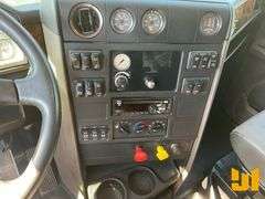 2017 INTERNATIONAL HX615 TRI-AXLE DUMP TRUCK VIN: 3HTDSSNTXHN657713