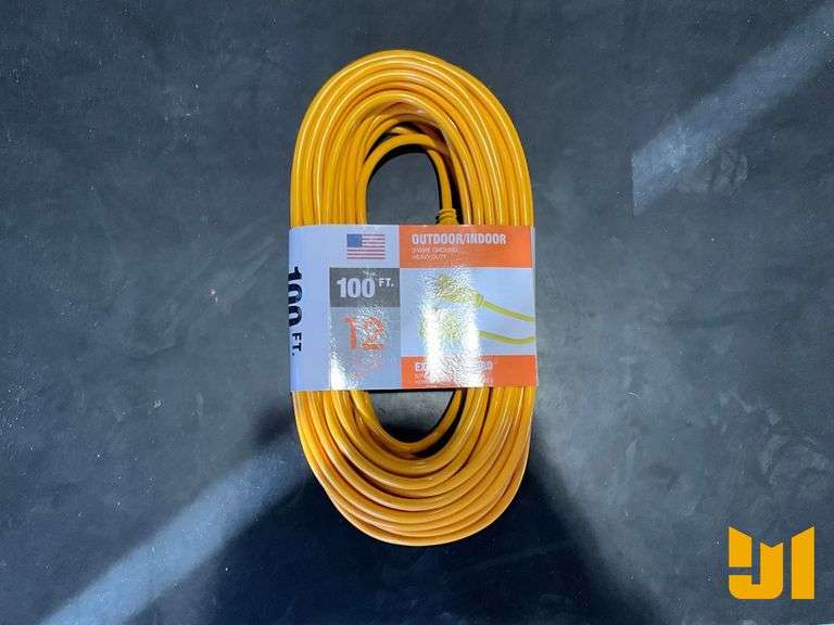 UNUSED 100FT EXTENSION CORD