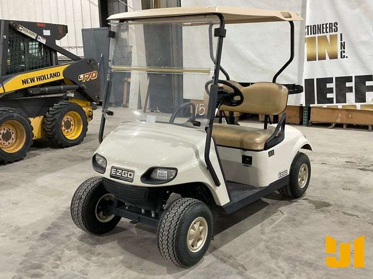 2015 EZ GO TXT GOLF CART SN: 3124659