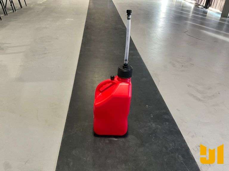 UNUSED VP RACING 5.5 GALLON FUEL JUG