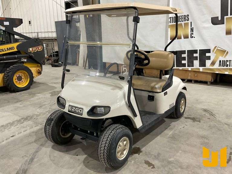 2015 EZ GO TXT GOLF CART SN: 3124654