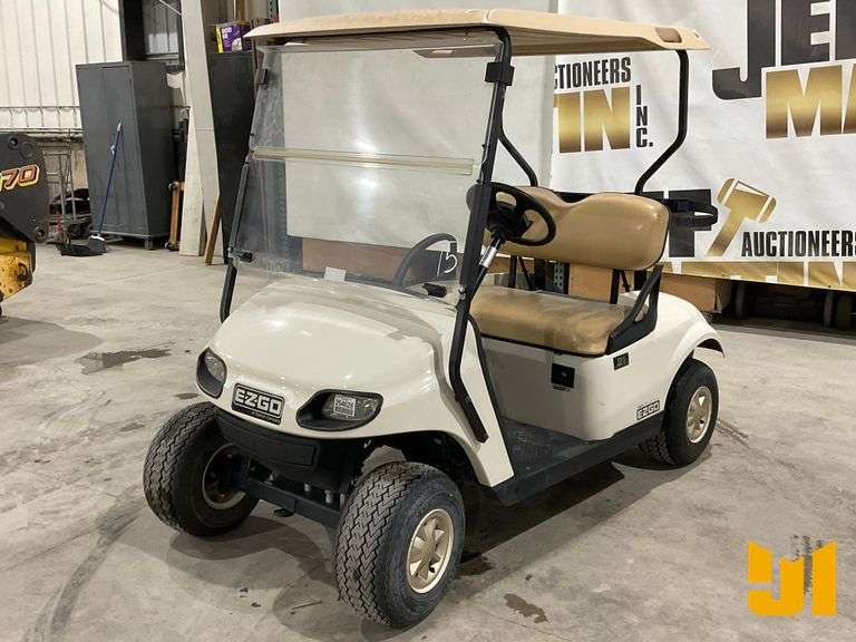 2015 EZ GO TXT GOLF CART SN: 3124685
