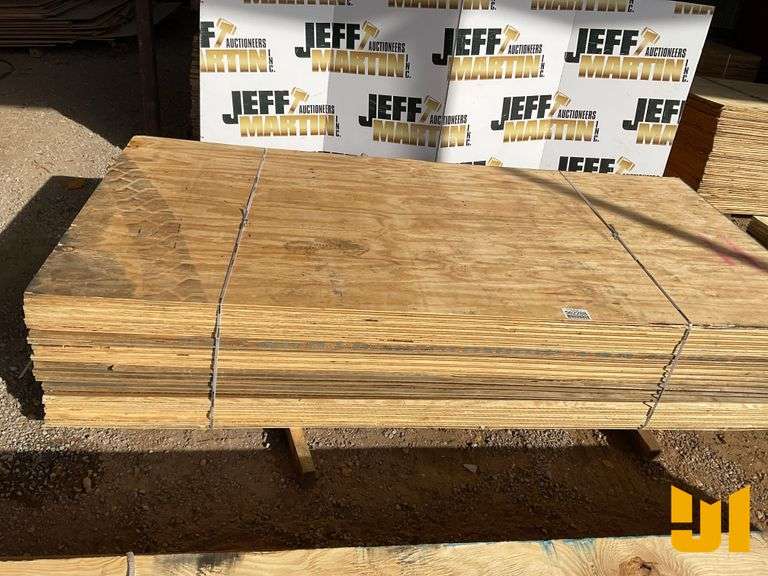 STACK OF 3X4” (4X8’) PLYWOOD QTY OF 20