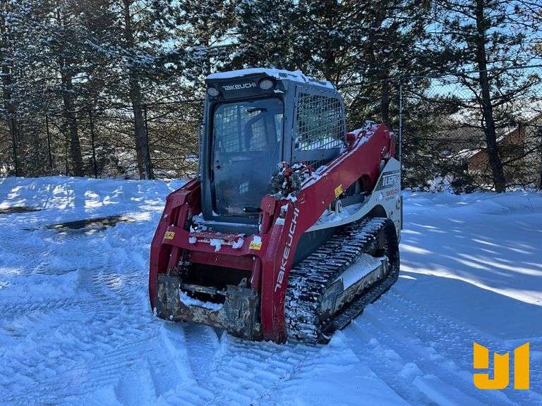 2017 TAKEUCHI TL12V-2 MULTI TERRAIN LOADER SN: 412000596