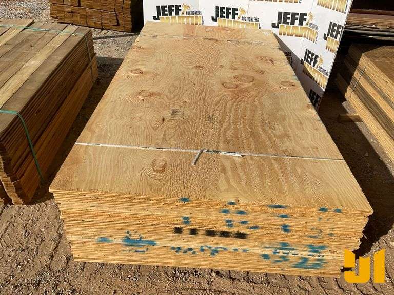 STACK OF 3X4” (4X8’) PLYWOOD