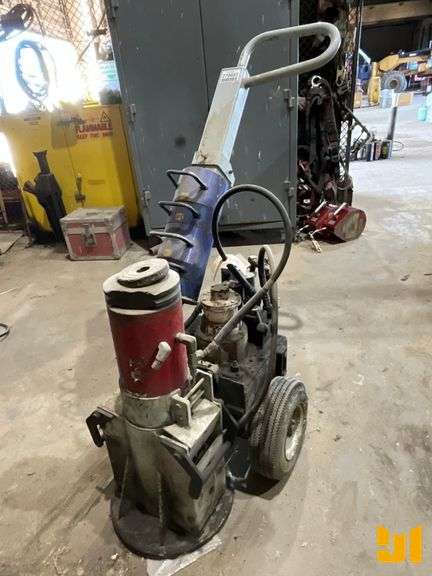 HYDRA-TECH 100 TON AIR/HYDRAULIC JACK