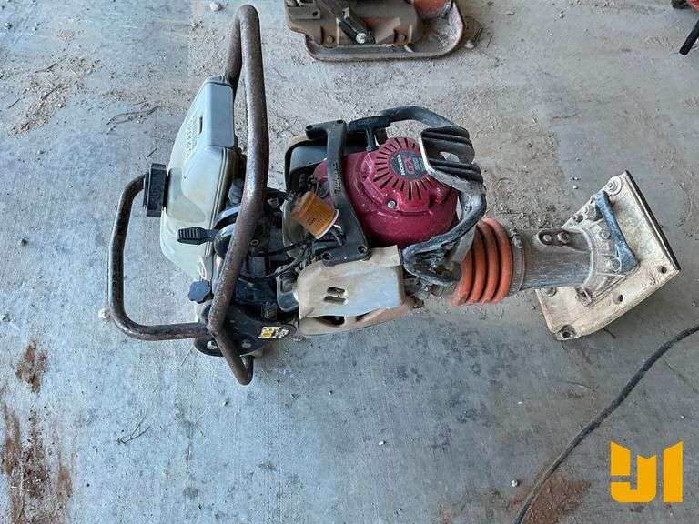 MIKASA TAMPING COMPACTOR