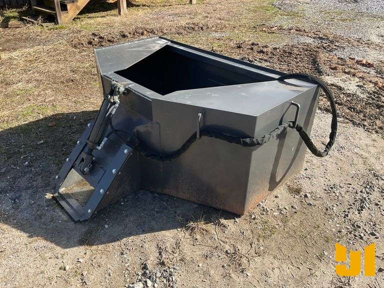 CID 1YCBWHC CONCRETE PLACEMENT BUCKET SN: 332856