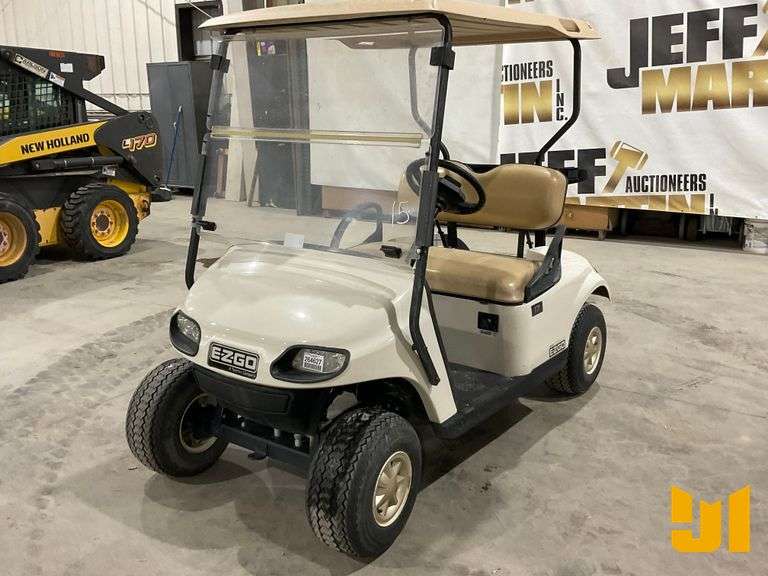 2015 EZ GO TXT GOLF CART SN: 3124667