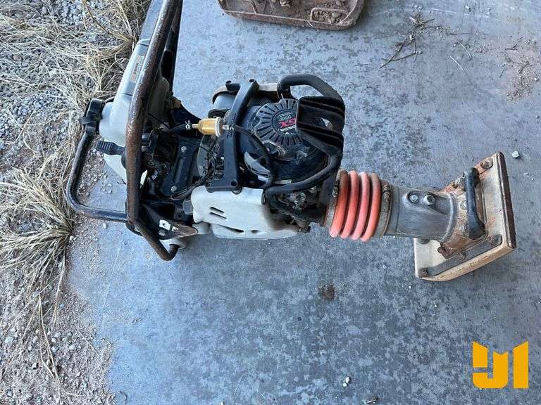 MIKASA TAMPING COMPACTOR