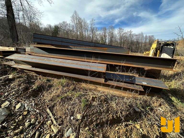 QTY OF STEEL I-BEAMS