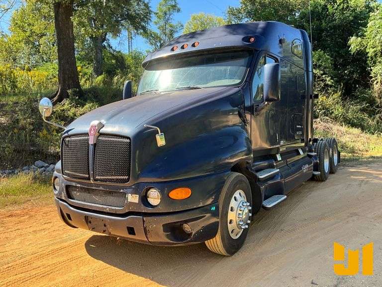 2009 KENWORTH T2000 TANDEM AXLE TRUCK TRACTOR VIN: 1XKTDB9X59J229654