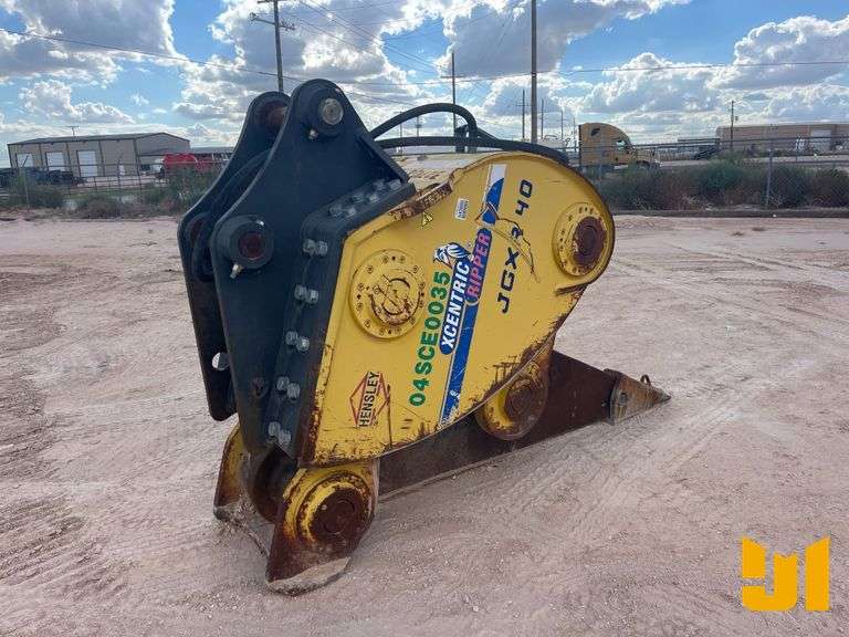 2014 HENSLEY XCENTRIC RIPPER JGXR 40 VIBRATORY RIPPER SN: 84227