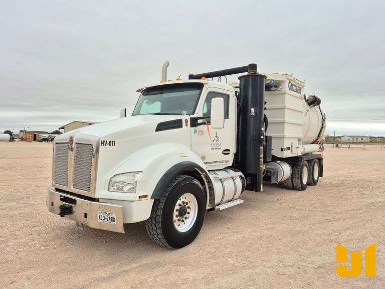 2018 KENWORTH T880 T/A HYDROVAC TRUCK VIN: 1NKZL70X3JJ179682