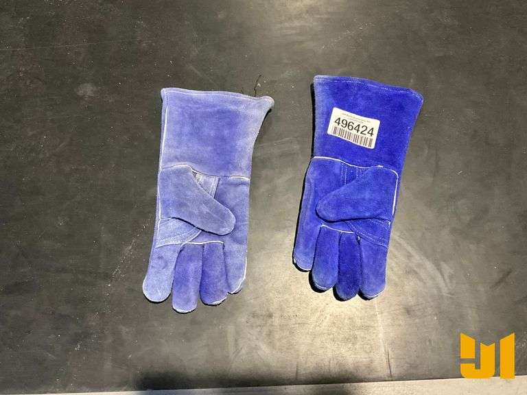 UNUSED WELDING GLOVES