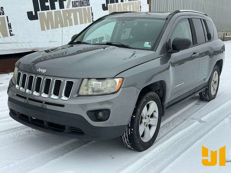 2012 JEEP COMPASS VIN: 1C4NJDEB4CD551906 4WD